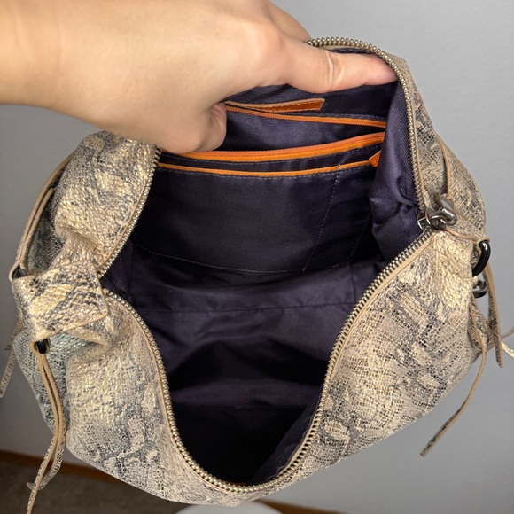 Hobo Lennox Shoulder Bag Snakeskin Print Leather Fringe Metallic Zipper - Picture 10 of 15